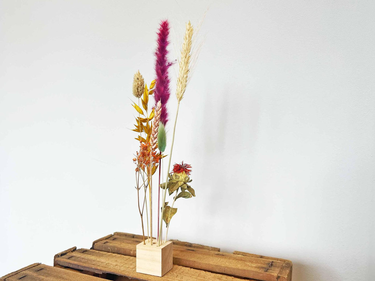 Wooden Dried flower stand - Small